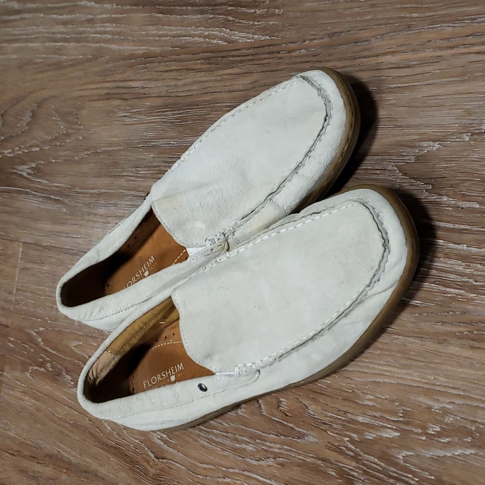 (8) Florsheim Men's Leather Upper Loafers Vacation Luxury Coastal Travel Cruise